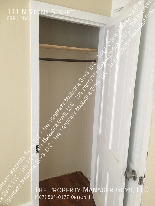 Building Photo - 111 N Stone St