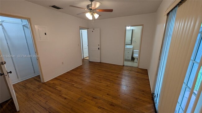 Building Photo - 1955 Taylor St