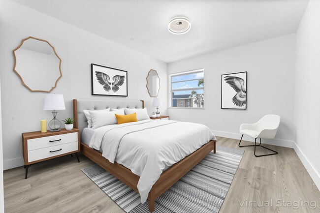 Building Photo - 124 Normandy Ln