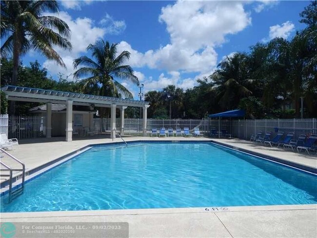 Building Photo - 9866 NW 57th Manor