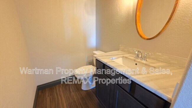 Building Photo - 10250 Hewlett's Gulch Ct