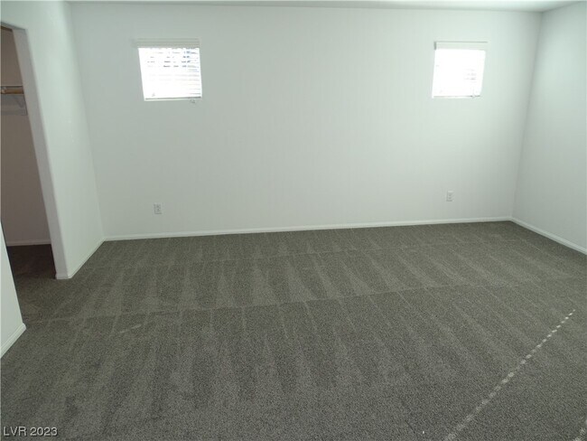 Building Photo - 10589 Sariah Skye Ave