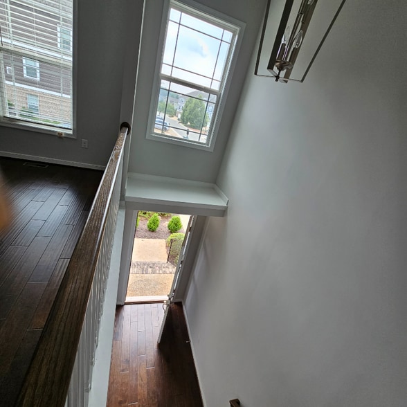 Building Photo - 4505 Hayloft Ct