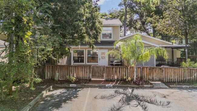 Building Photo - 14631 Lake Forest Dr