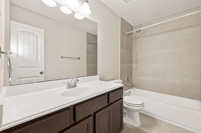 Building Photo - 19339 Vermillion Ct