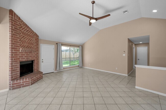 Building Photo - 11923 Silver Canyon Ln