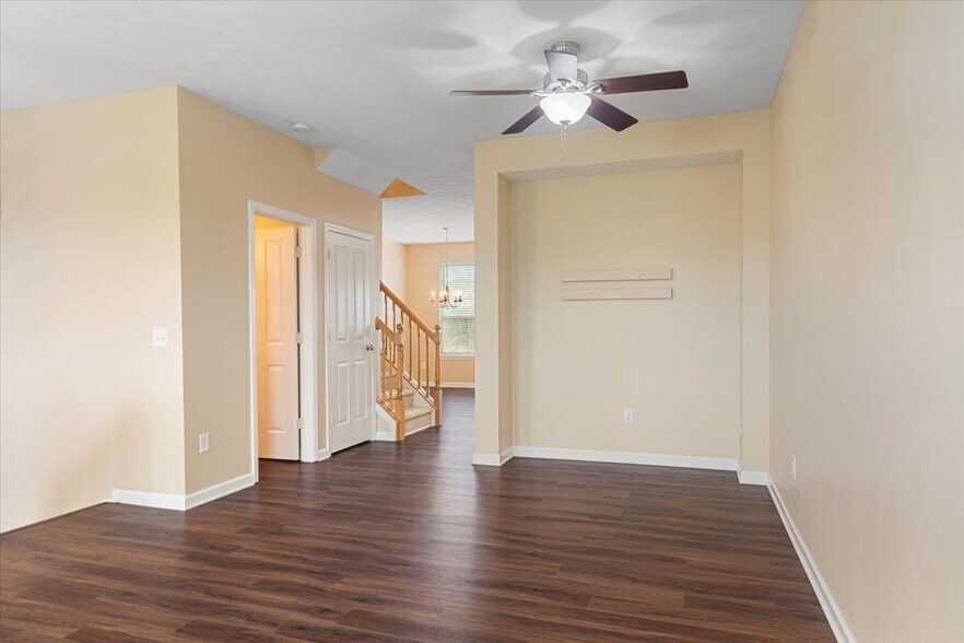 Building Photo - 13310 Golden Gate Dr W
