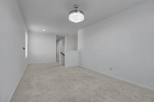 Building Photo - $3,050.00, 4-bed, 3.5-bath, located in Aurora with beautiful finishes.