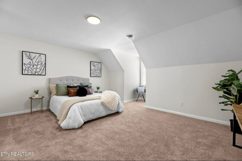 Building Photo - 455 Bramblewood Ln