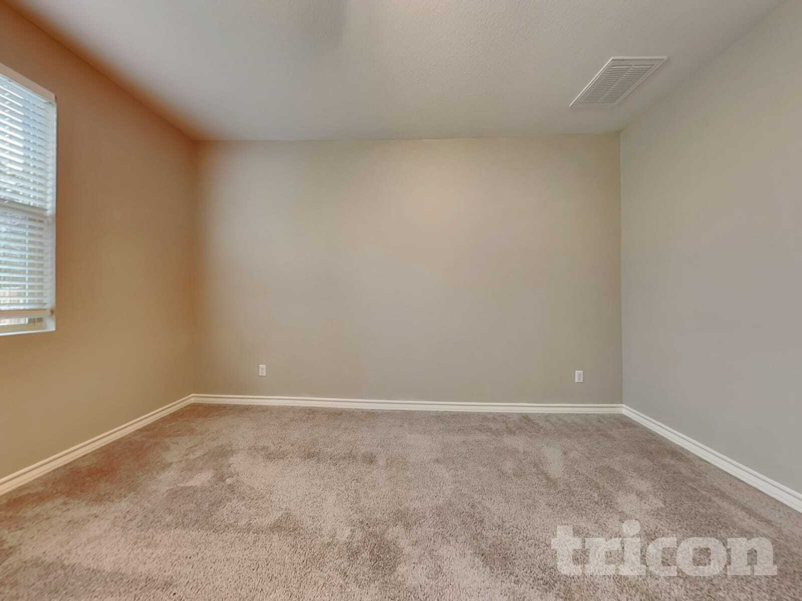 Building Photo - 241 Mary Max Cir