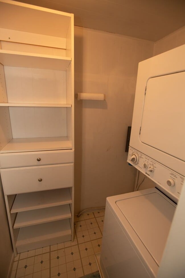 Building Photo - 2 Bedrooms | 2 Bathrooms | Resort-Inspired Community