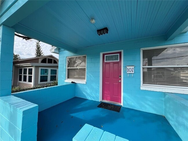 Building Photo - 107 W Minnehaha St