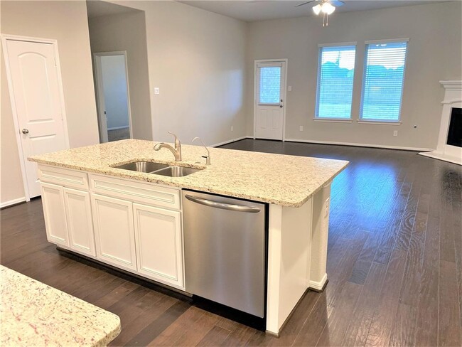 Building Photo - 12043 Talmadge Reach Dr
