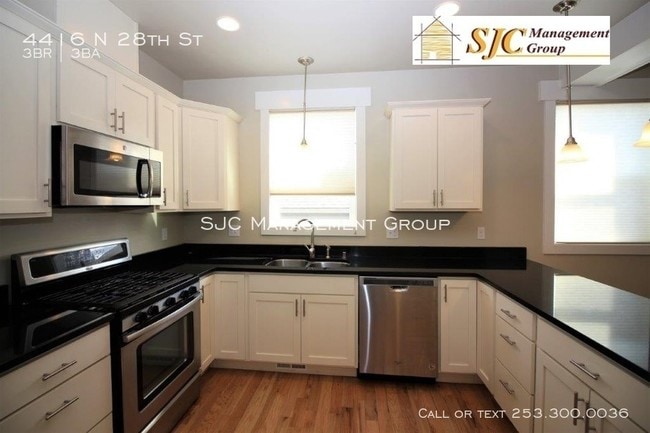 Building Photo - 4416 N 28th St