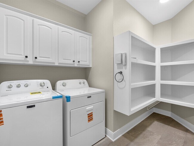 Building Photo - 2715 Penmere Ct