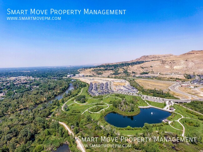 Building Photo - 3246 E Front Runner Ln