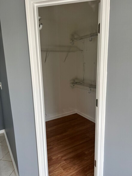 Master Bedroom Closet - 8095 Chapman Ter