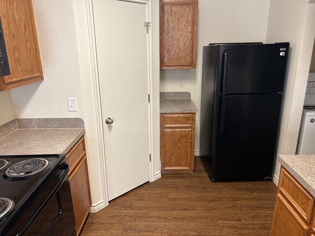 Building Photo - 1501 Justin Lp