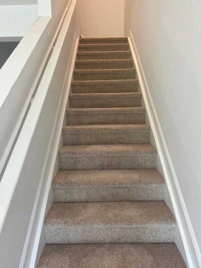 Building Photo - 4393 Hammock Grove Dr