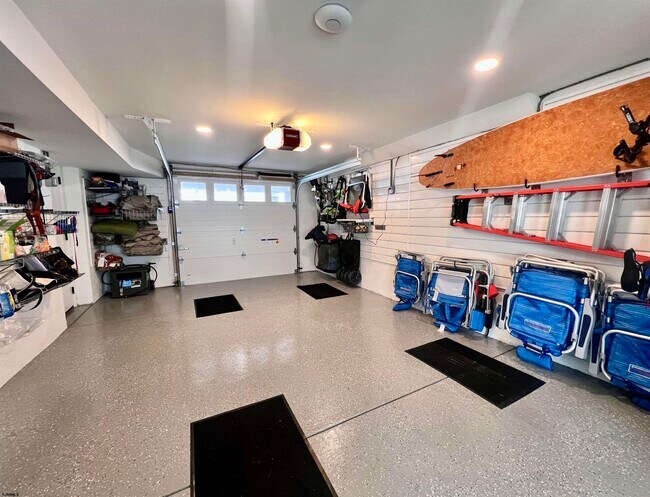 Building Photo - 16 A S Fredericksburg Ave