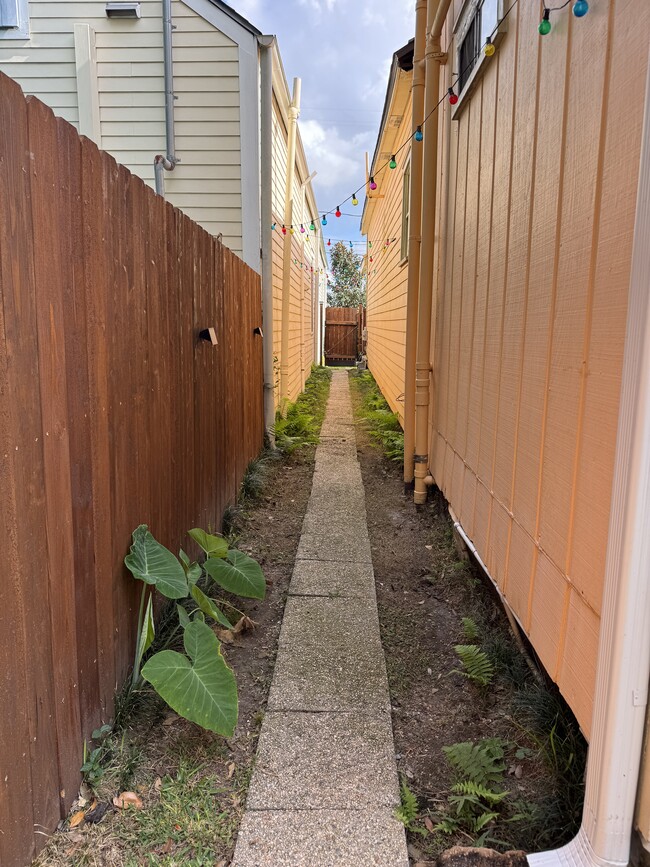 Building Photo - 543 Atlantic Ave