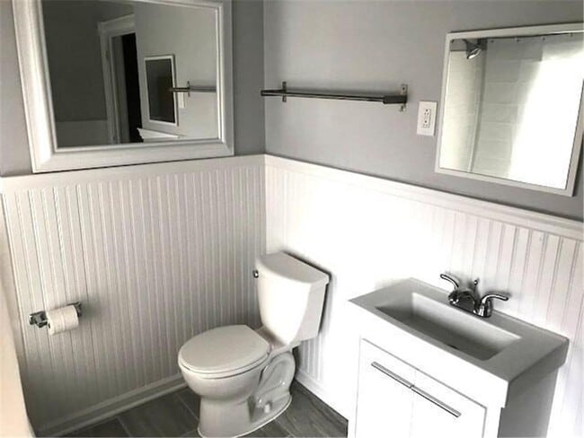 Building Photo - 2428 Colfax Ave South