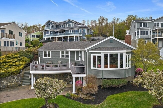 Building Photo - 114 Great Hill Dr