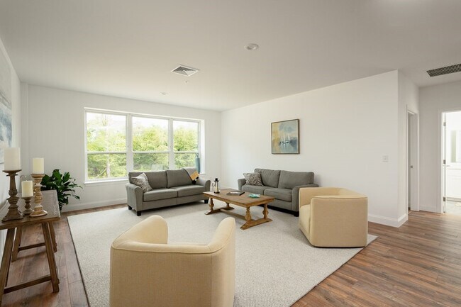 Building Photo - 309 Chief Justice Cushing Hwy