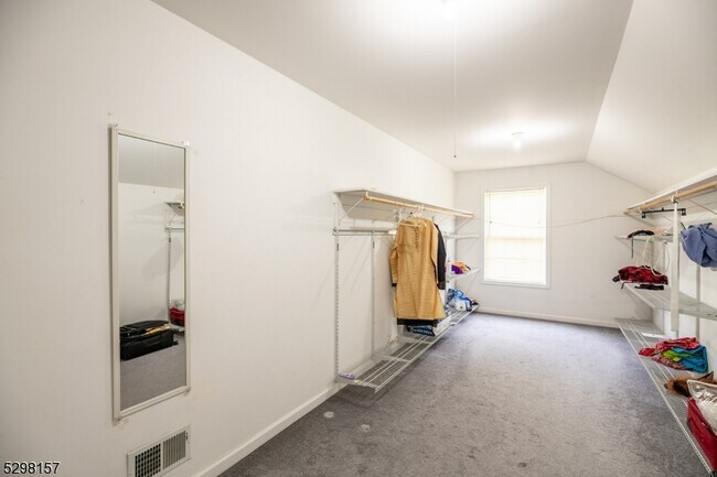 Building Photo - 29 Vocisano Ct