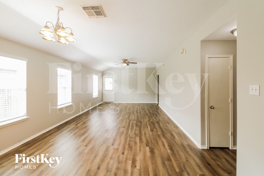 Building Photo - 3519 Apache Meadows Drive