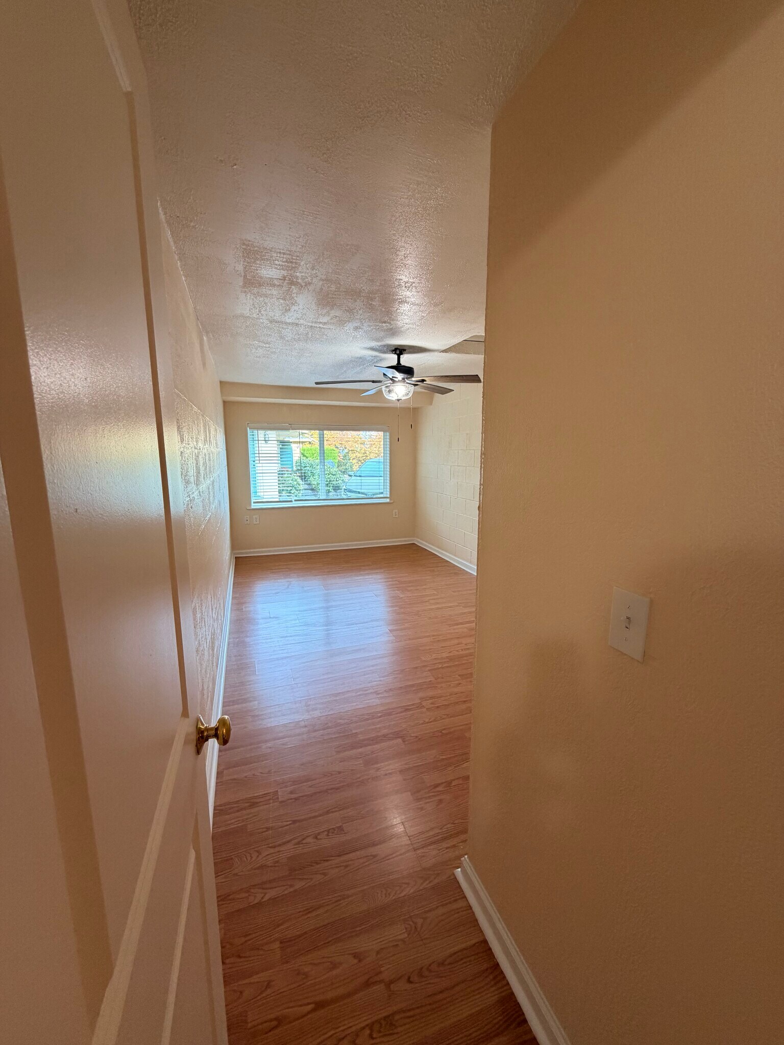 Building Photo - 11240 SW Barbur Blvd