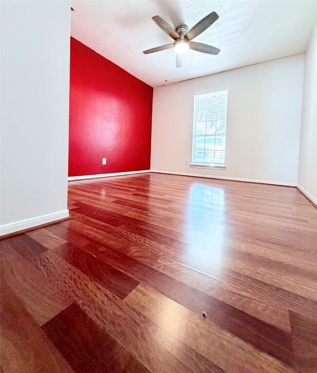 Building Photo - 6610 La Puente Dr