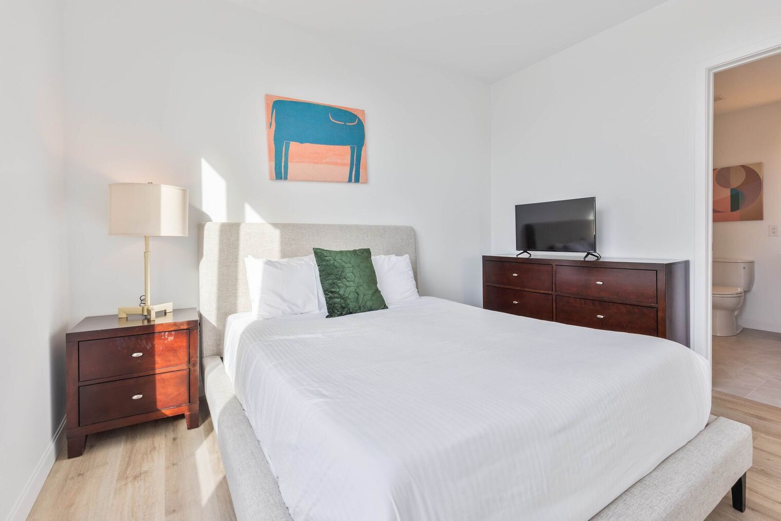 Building Photo - 79 Queensberry St