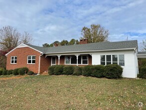 Building Photo - 3 BED, 1.5 BATH HOME LOCATED IN DENTON!