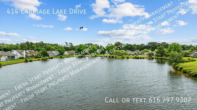 Building Photo - 414 Carriage Lake Dr