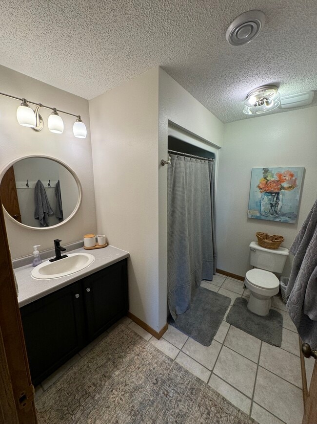 Building Photo - 41208 Marion Dr N