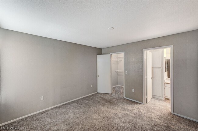 Building Photo - 555 E Silverado Ranch Blvd
