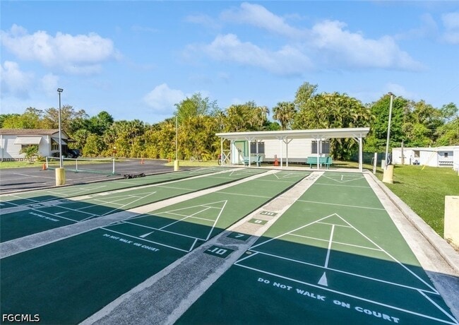 Building Photo - 5558 Palm Beach Blvd