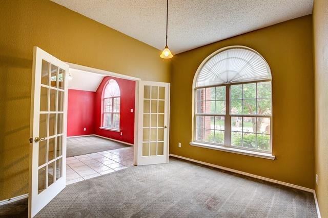Building Photo - 5713 Meadows Way