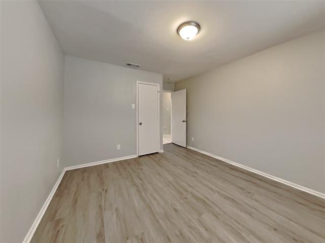 Building Photo - 5525 Fox Hill Ln