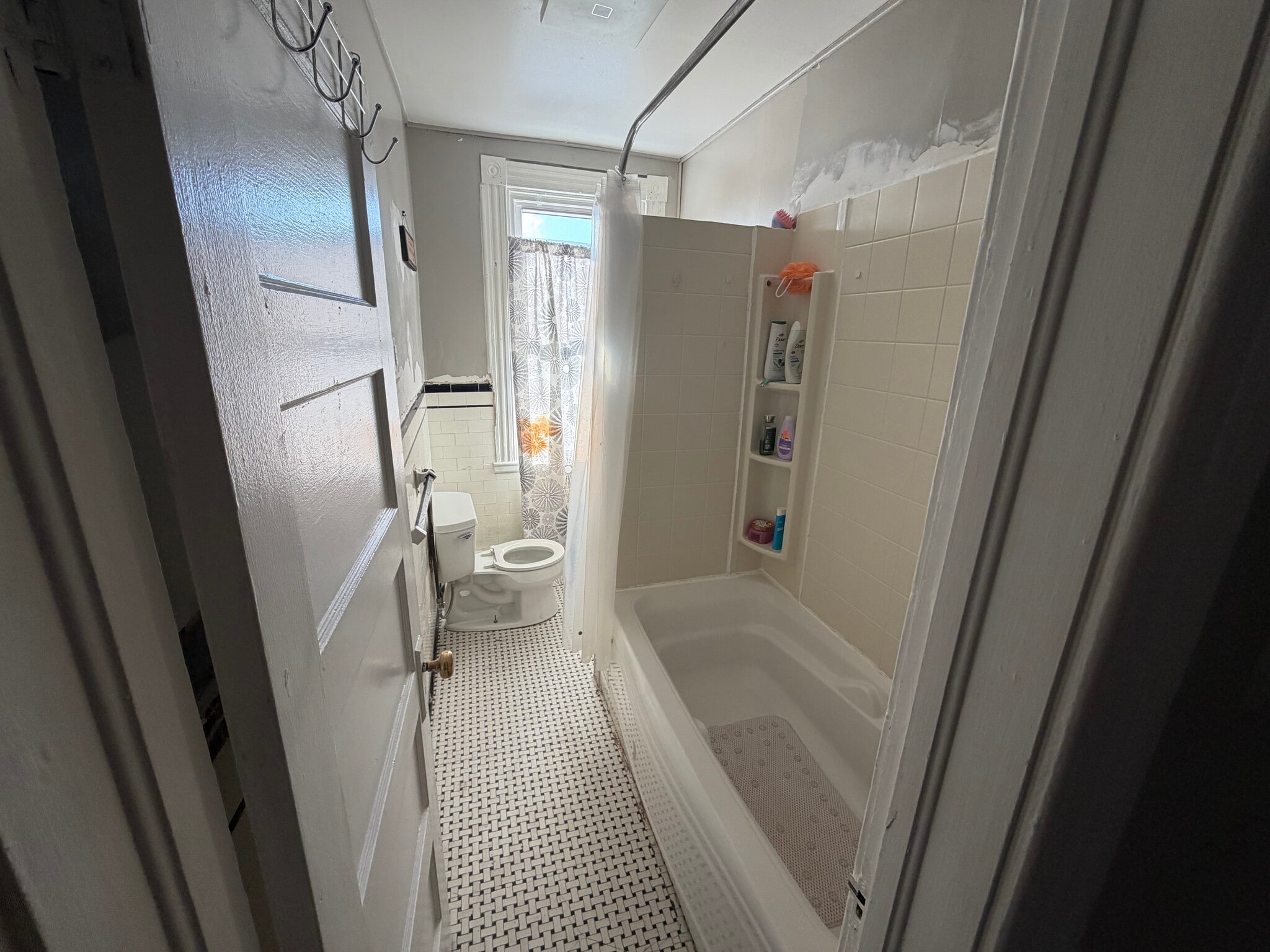 Building Photo - 7518 Belair Rd