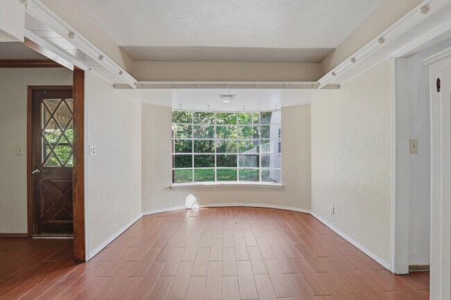 Building Photo - 2404 SW 79th St