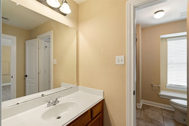 Building Photo - 214 Pinto Point Dr