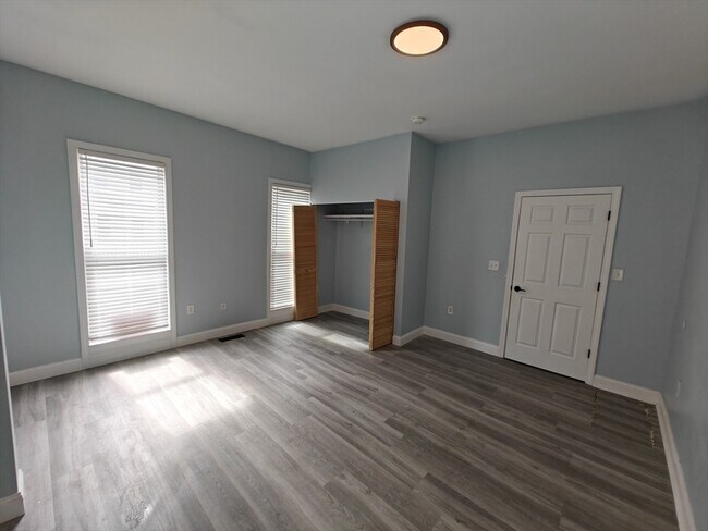 Building Photo - 102 Mt Pleasant Ave