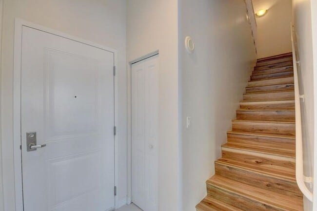 Building Photo - 350 N Federal Hwy