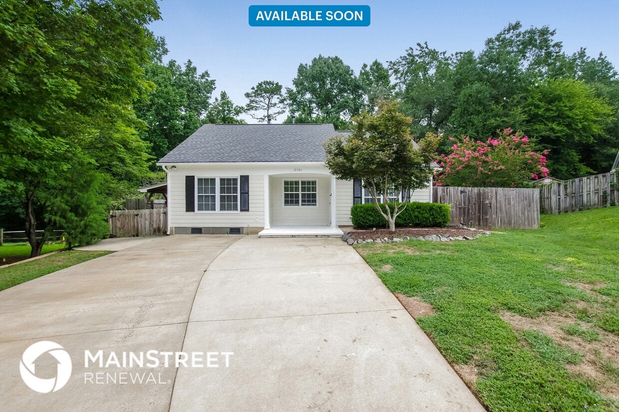 Primary Photo - 13701 Dealtry Ln