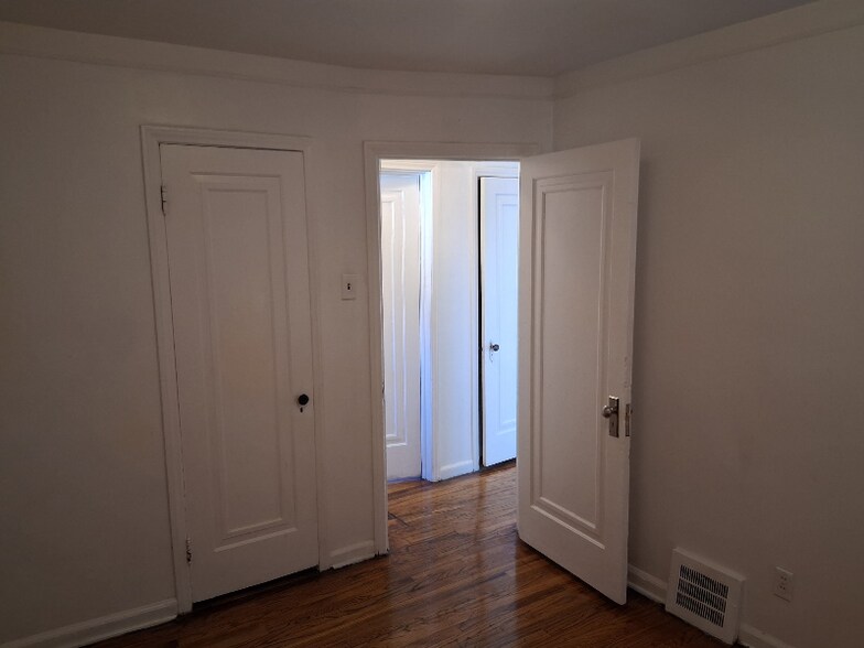 Building Photo - 20269 Elkhart St