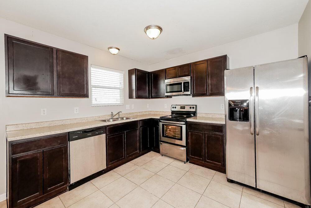 Building Photo - 8042 Grove Berry Way