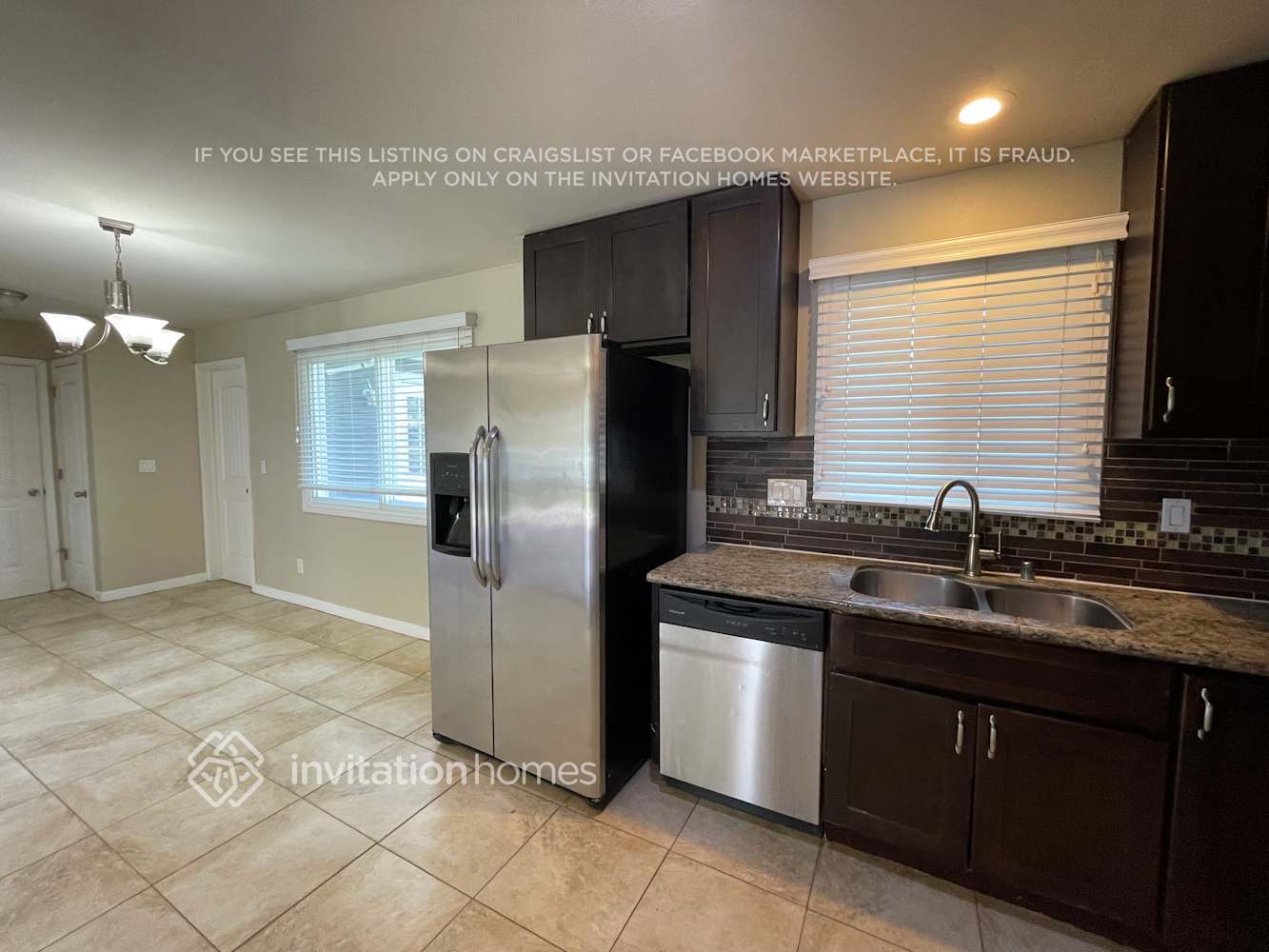 Building Photo - 1802 S 246th Pl