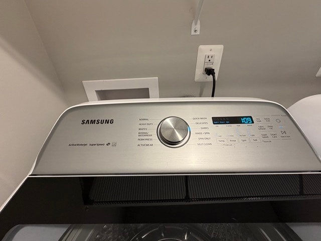 Samsung HE Washer - 1373 Palomino Trl